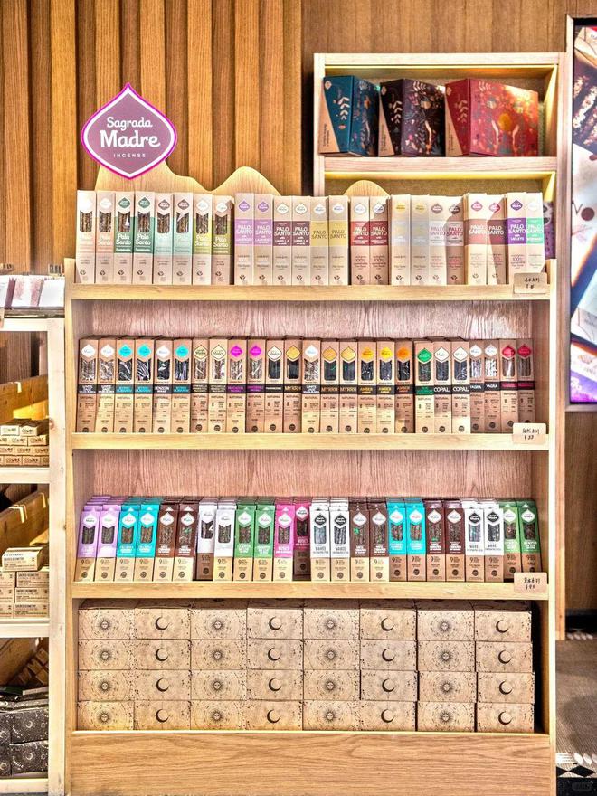 品牌Sagrada Madre加速布局线下快闪店麻将胡了试玩网站免费中式线香越来越火阿根廷香薰(图7)