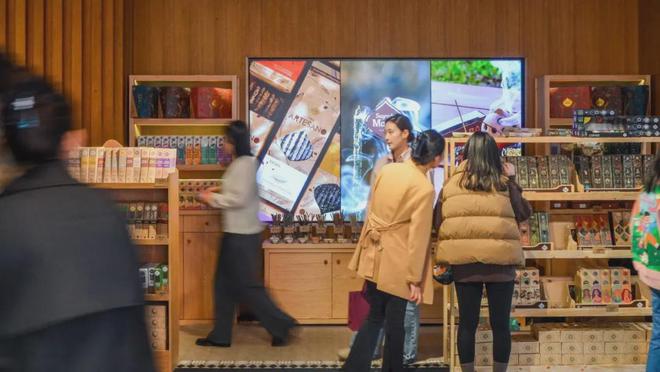 品牌Sagrada Madre加速布局线下快闪店麻将胡了试玩网站免费中式线香越来越火阿根廷香薰(图8)