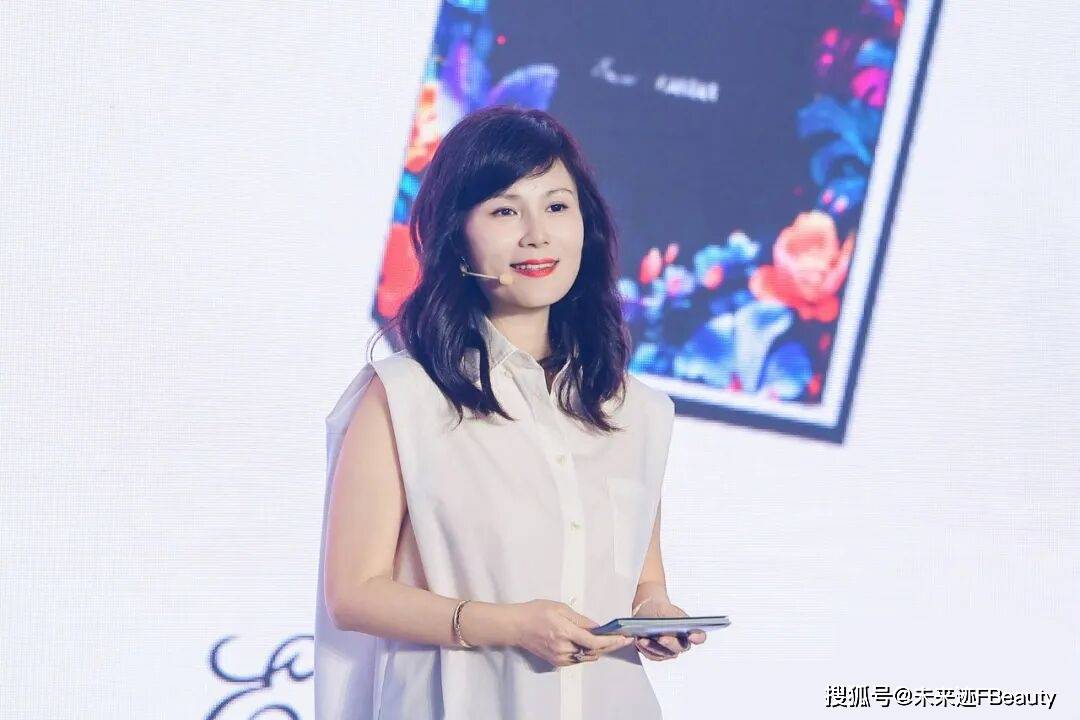 价值共鸣颖通解读2025中国香水新秩序PG麻将胡了免费试玩模拟器从消费折叠到(图6) 价值共鸣颖通解读2025中国香水新秩序PG麻将胡了免费试玩模拟器从消费折叠到(图6)